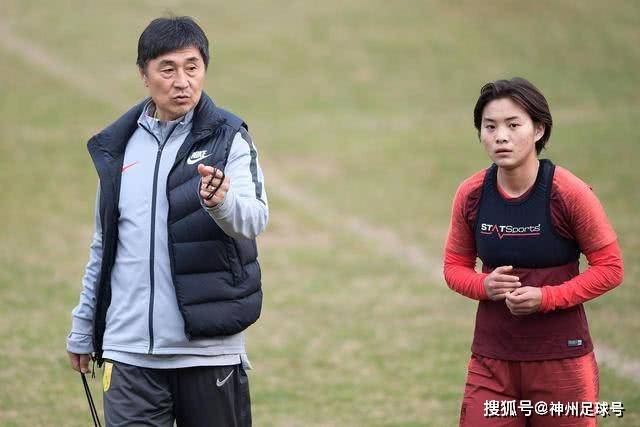 骑士留住白魔 哈登为续约再次让步